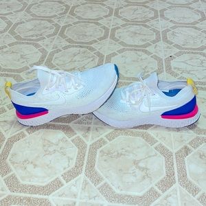 Nike epic react running shoes size 8